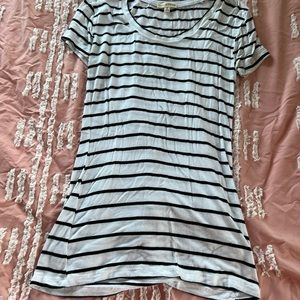 Black and whit striped t-shirt